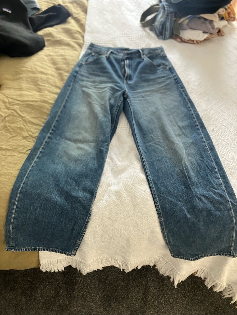 Uniqlo Women's Wide-Leg Denim Jeans in Blue Wash